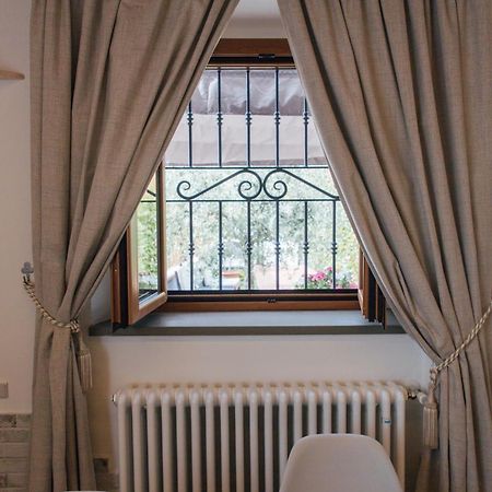 Country Chic Pistoia-Casa In Campagna Giardino, Parking Exterior foto