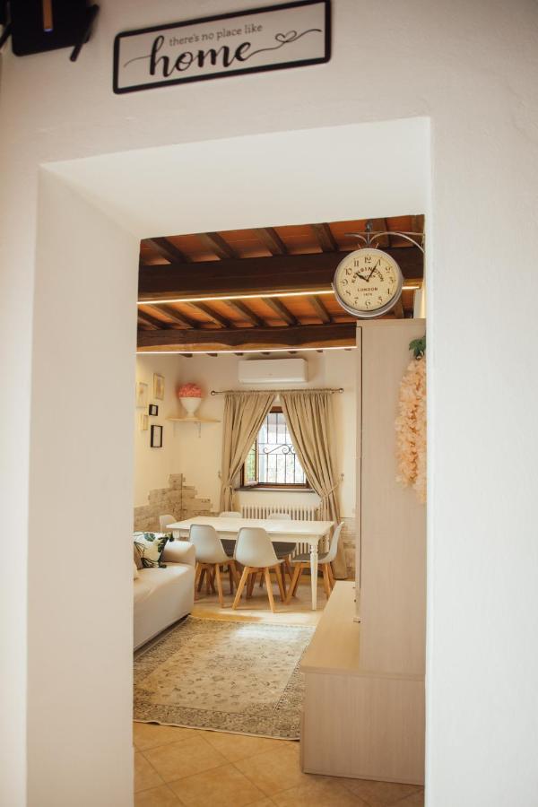 Country Chic Pistoia-Casa In Campagna Giardino, Parking Exterior foto
